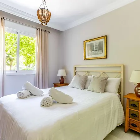 Oleholidays Costa Nagueles 2 Milla De Oro Marbella Exterior photo